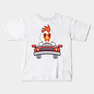 Cute chicken is driving. Kids T-Shirt